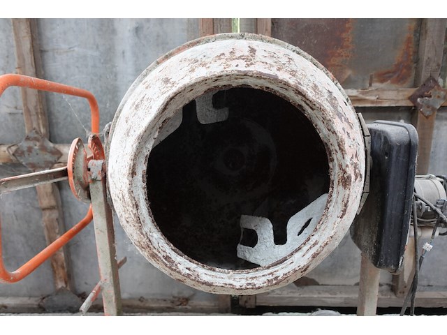 Betonmolen lescha - afbeelding 5 van  5