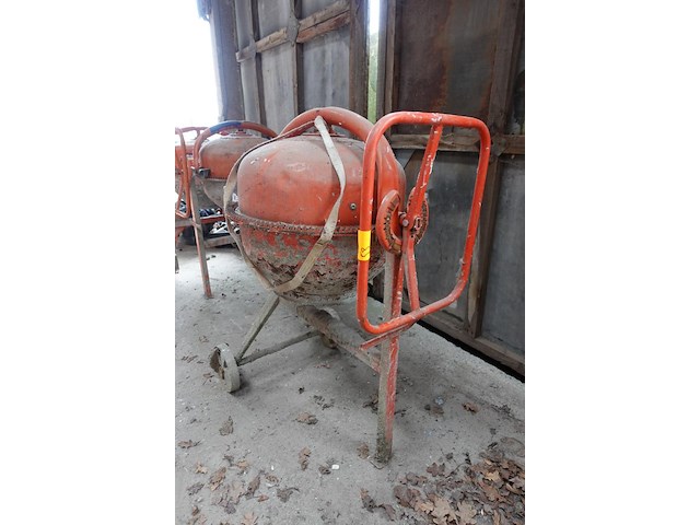 Betonmolen lescha - afbeelding 3 van  6