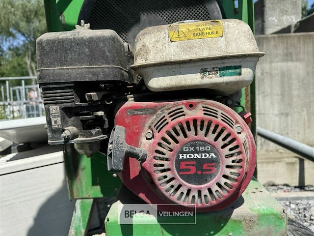 Betonmolen met benzine motor honda - afbeelding 4 van  12