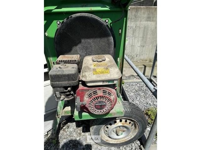Betonmolen met benzine motor honda - afbeelding 6 van  12