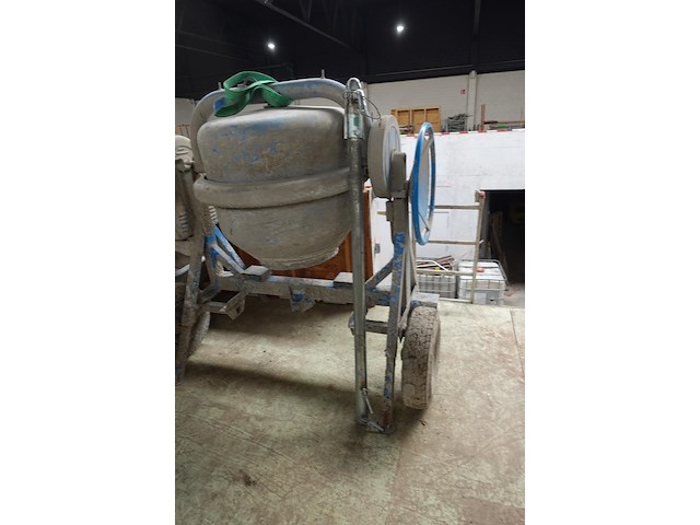 Betonmolen omaer - afbeelding 4 van  6