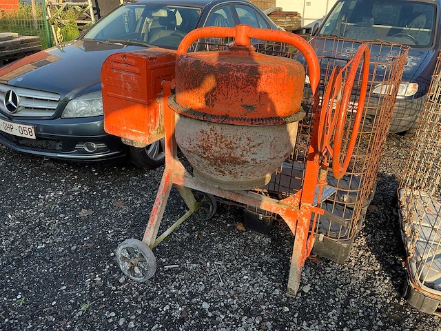 Betonmolen - afbeelding 1 van  2