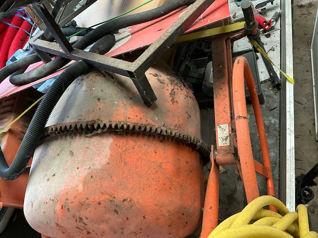 Betonmolen - afbeelding 1 van  5