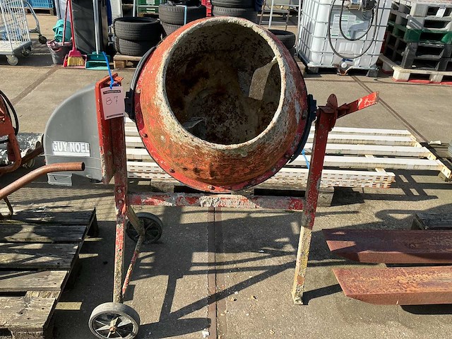 Betonmolen - afbeelding 1 van  1