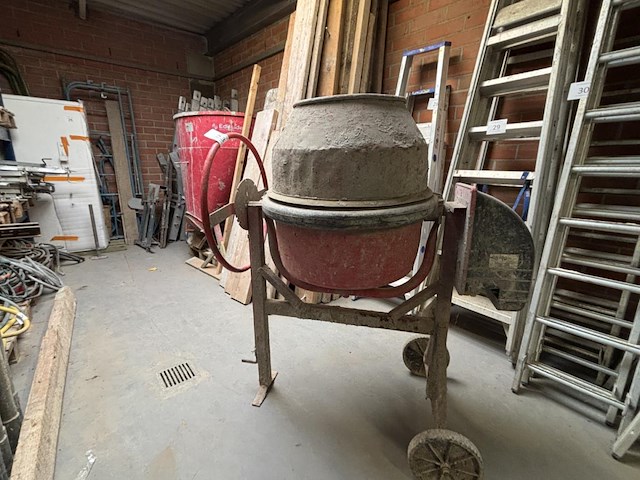 Betonmolen - afbeelding 1 van  5