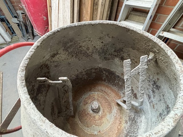 Betonmolen - afbeelding 4 van  5