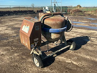 Betonmolen - afbeelding 1 van  2