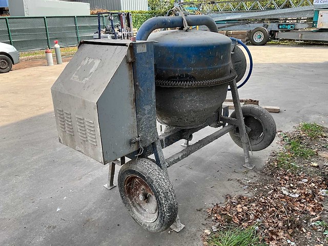 Betonmolen - afbeelding 4 van  5