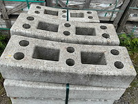 Betonnen bouwhekblok (26x) - afbeelding 3 van  4
