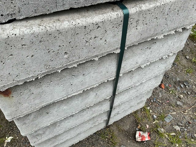 Betonnen bouwhekblok (26x) - afbeelding 4 van  4