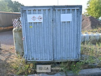 Betonnen container met installatie - afbeelding 5 van  12