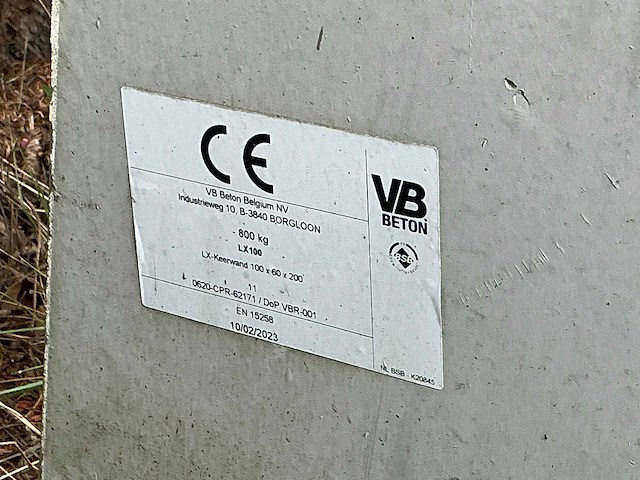 Betonnen keerwand - afbeelding 2 van  2