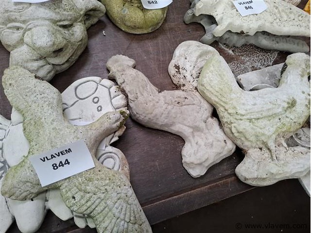 Betonnen ornament - afbeelding 1 van  1