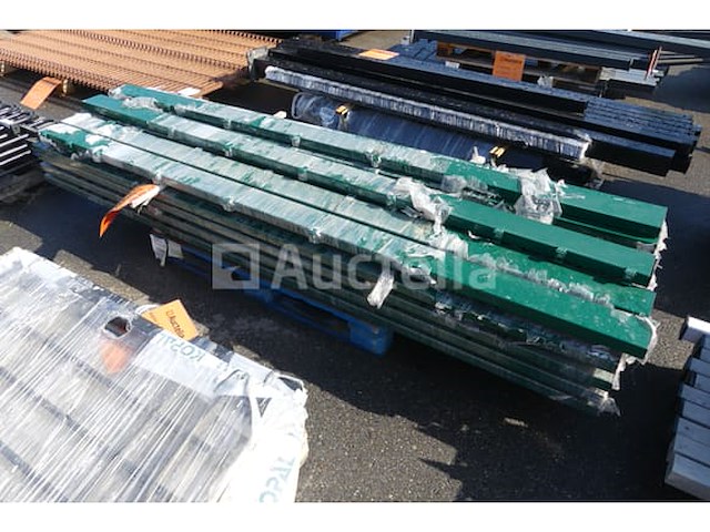 Betonnen palen (ral6005) - afbeelding 1 van  8