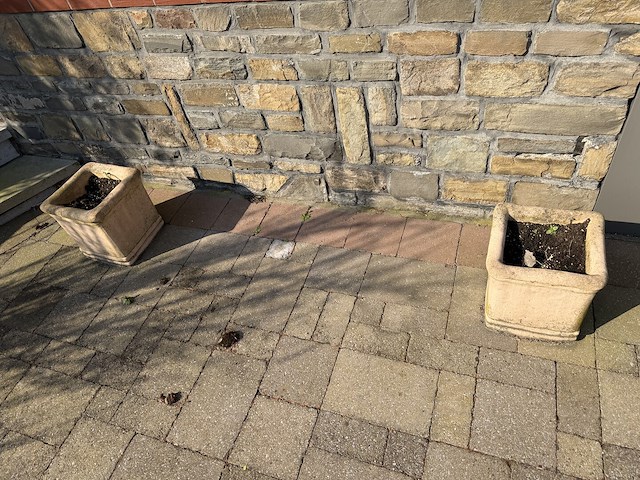 Betonnen plantenbakken - afbeelding 4 van  4