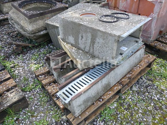 Betonnen set voor wegafwatering - afbeelding 13 van  14