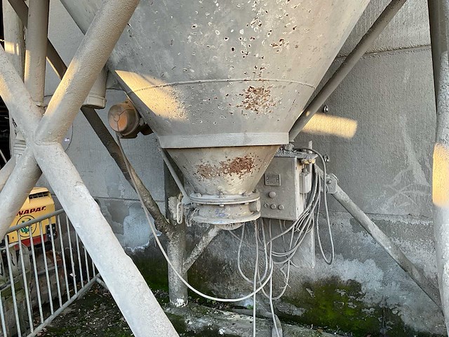 Betonnen silo - afbeelding 15 van  18