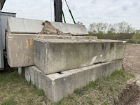 Betonnen tegengewichten - afbeelding 1 van  5