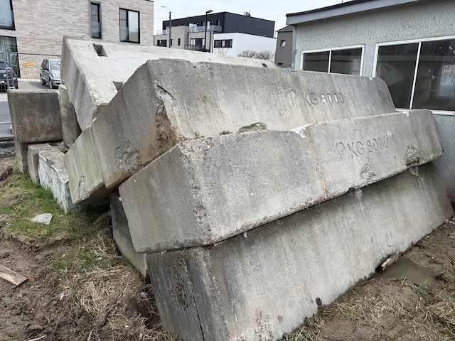 Betonnen tegengewichten - afbeelding 5 van  5