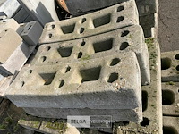 Betonnen voeten voor werfhekken, 50 stuks - afbeelding 2 van  2