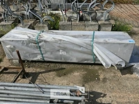 Betonnen zitbank - afbeelding 2 van  3