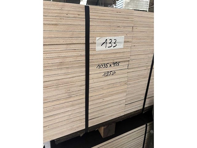 Betonplex - plywood - afbeelding 1 van  4
