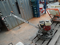 Betonpoliermachine - afbeelding 1 van  3