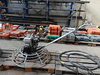 Betonpoliermachine - afbeelding 1 van  3