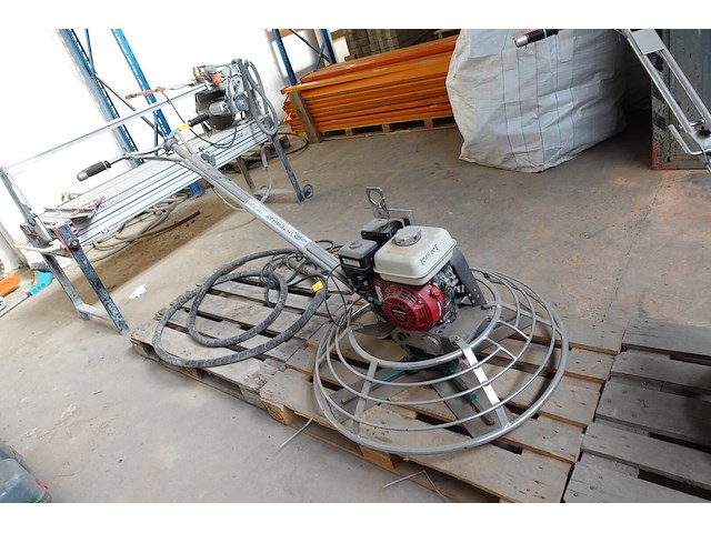 Betonpoliermachine - afbeelding 2 van  3