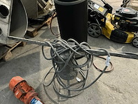 Betonpomp - afbeelding 2 van  5