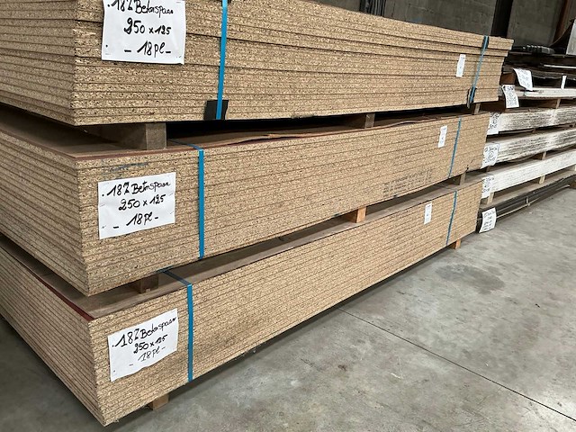 Betonspaan (18x) - afbeelding 1 van  2
