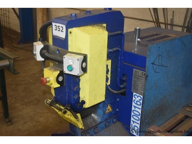 Betonstaalknipmachine schilt se 90, bj 2021, sr nr 150897, dia 32mm, mesbreedte 90mm, 16 knippen/min - afbeelding 2 van  4