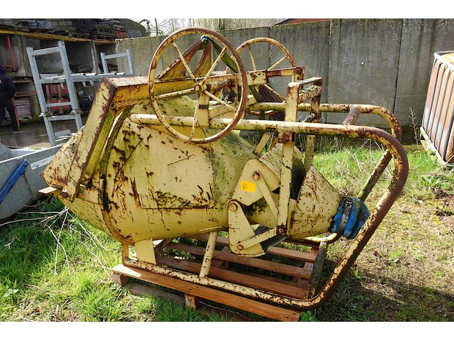 Betonstorter - afbeelding 1 van  3