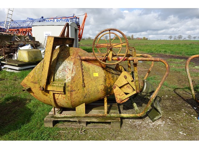 Betonstorter - afbeelding 1 van  5