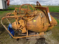 Betonstorter - afbeelding 1 van  5