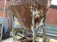 Betonstorter - afbeelding 2 van  5