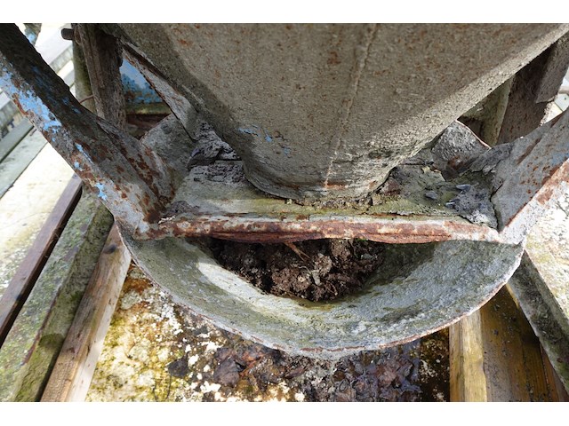 Betonstorter - afbeelding 4 van  5