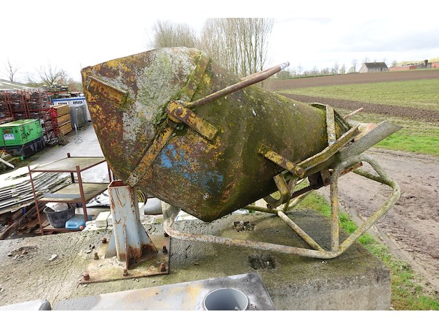 Betonstorter - afbeelding 2 van  4