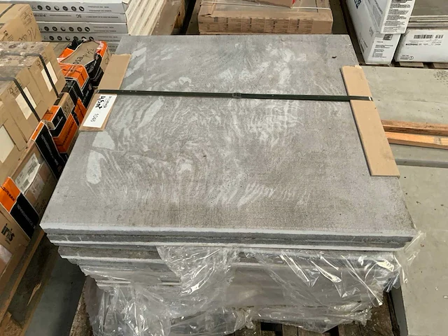 Betontegels 4,5 m2 - afbeelding 2 van  4
