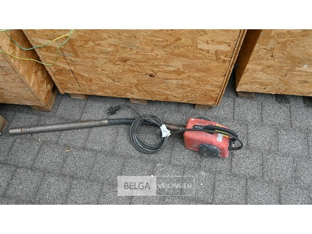 Betontrilnaald - afbeelding 1 van  2