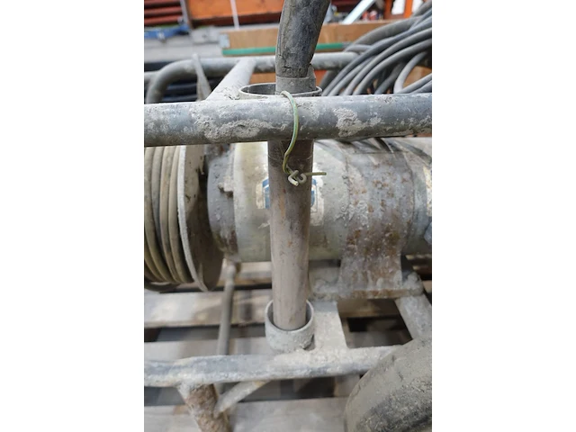 Betonvibrator - afbeelding 5 van  6
