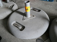 Betonvoet voor parasol - afbeelding 1 van  2