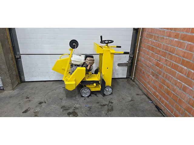 Betonzaag - afbeelding 3 van  4