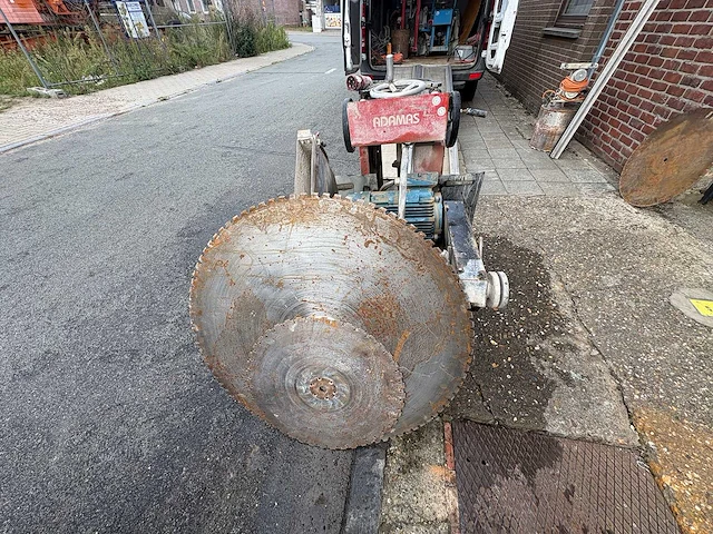 Betonzaagmachine proffesioneel - adamas - various contractor materials - afbeelding 4 van  4