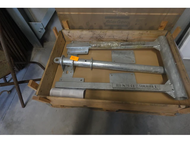 Beugel voor torenkraanprojector - afbeelding 1 van  3