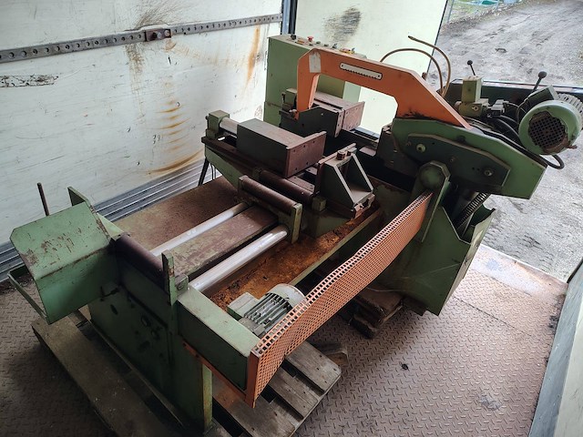 Beugelzaag kasto 380v - afbeelding 1 van  1