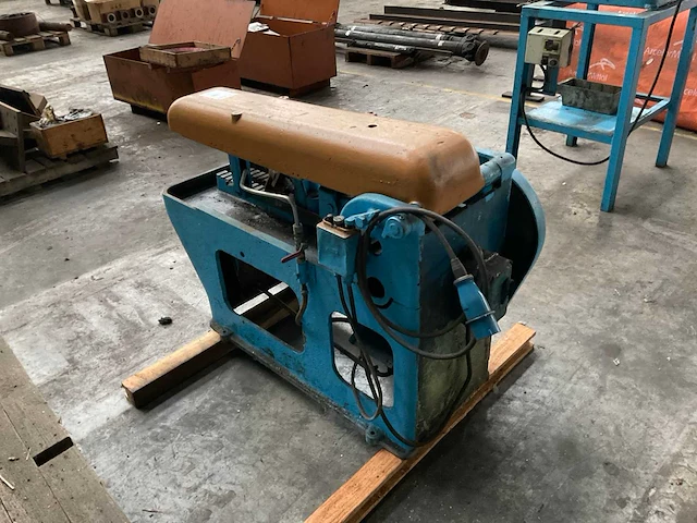 Beugelzaagmachine - afbeelding 1 van  2