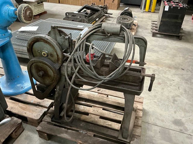 Beugelzaagmachine - afbeelding 3 van  8