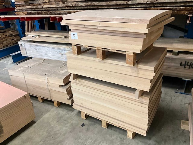 Beuk houten panelen (44x) - afbeelding 1 van  9