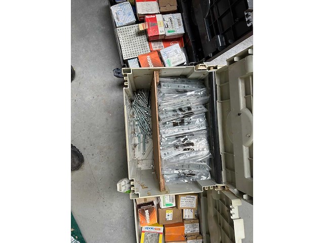 Bevestigingen/schroeven - various contractor materials - afbeelding 2 van  4